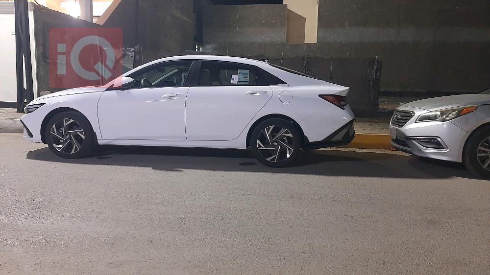 هيونداي النترا